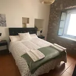 شقة Hevia